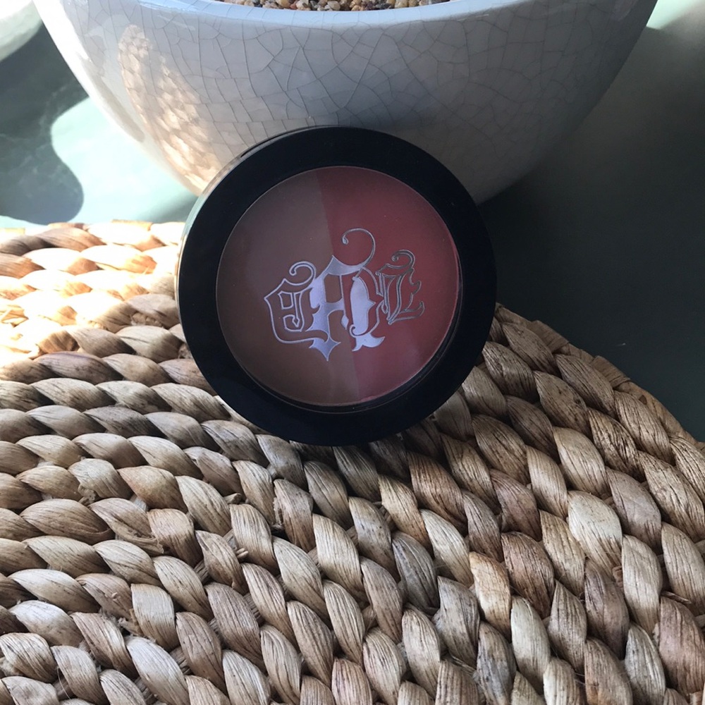 Kat Von D blush